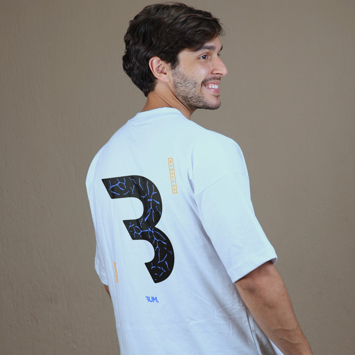 Camiseta "333 - CBUM"